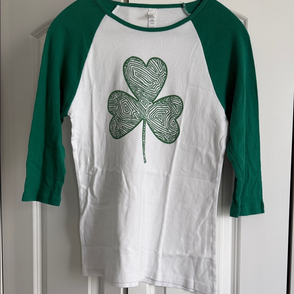 Kids Green and White Shamrock Long Sleeve Tee
